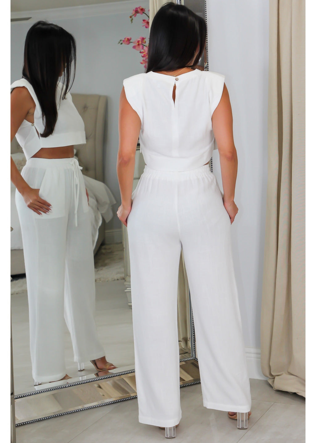 2266 Linen Shoulder Padded Crop Top