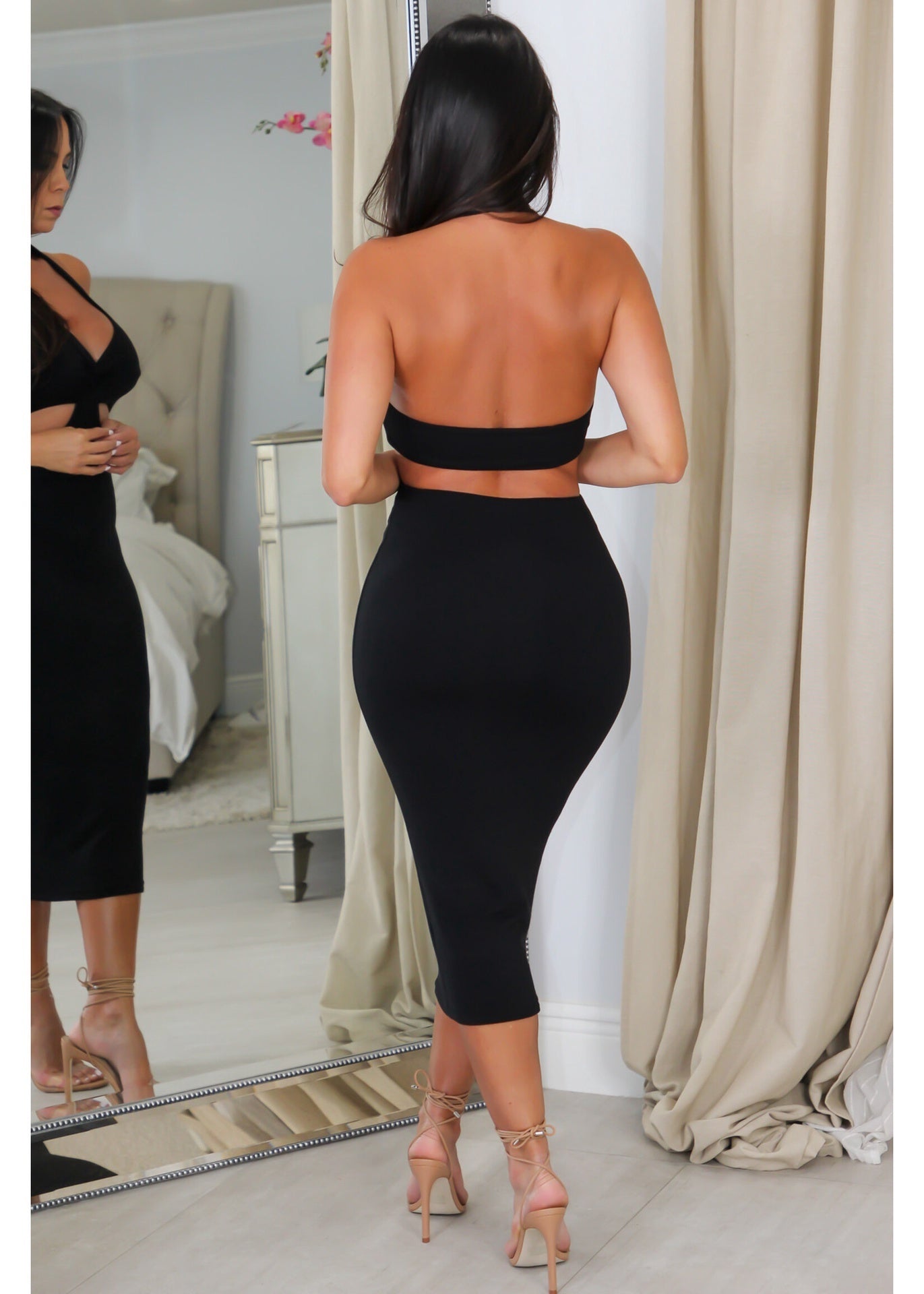 1571 Cut Out Midi Dress