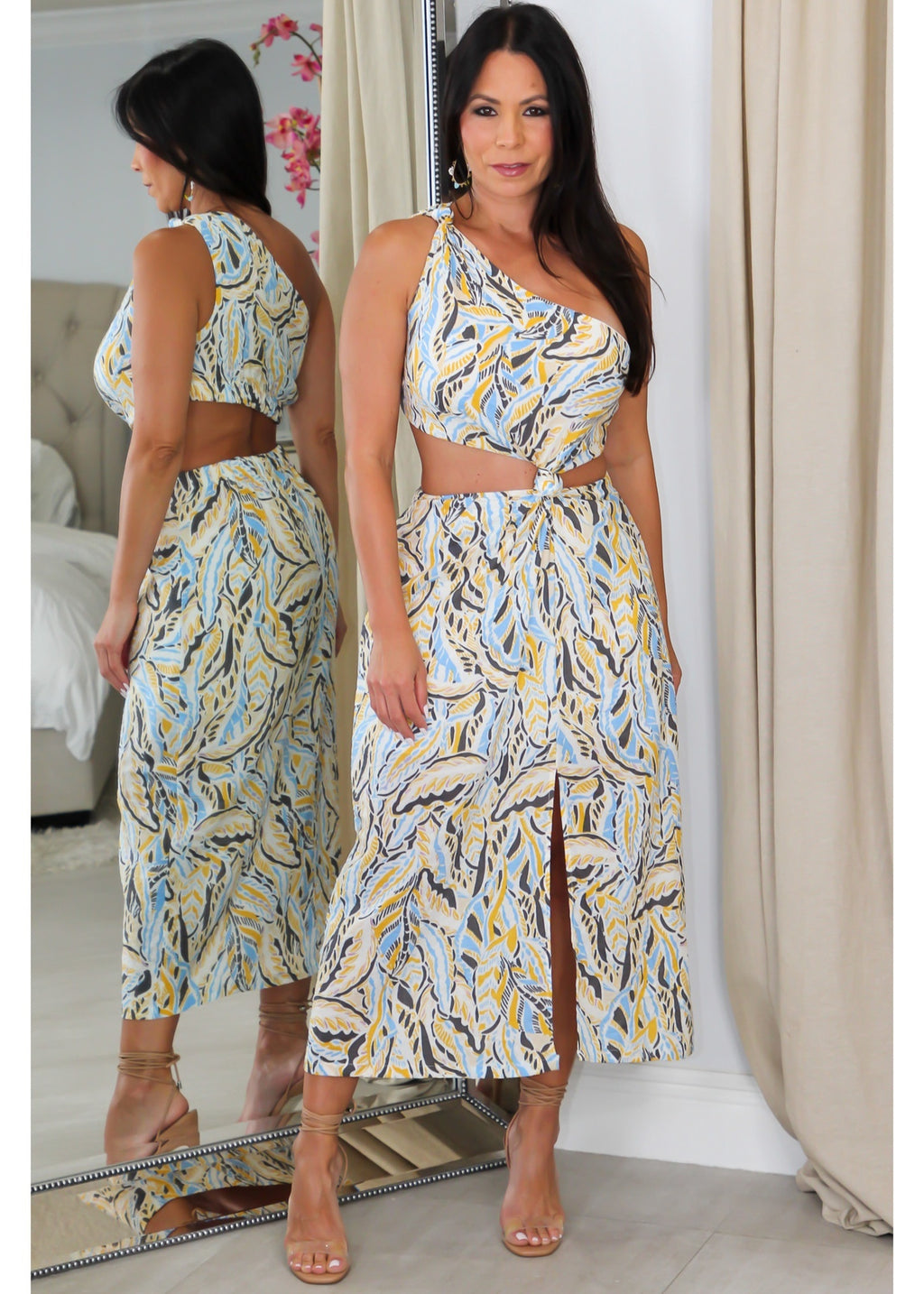 3077 One Shoulder Side Knot Maxi Dress