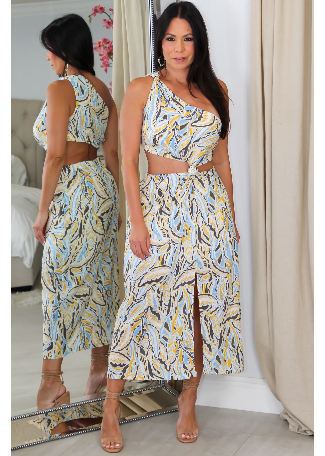 3077 One Shoulder Side Knot Maxi Dress