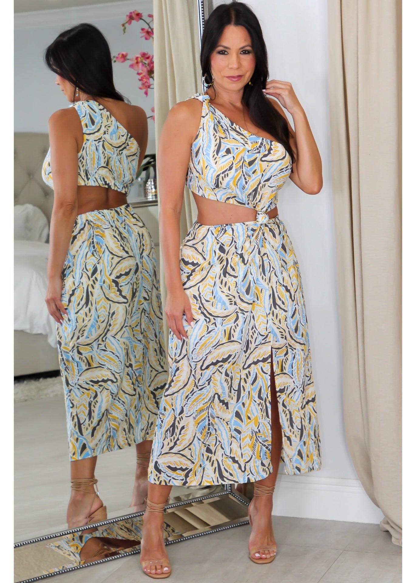 3077 One Shoulder Side Knot Maxi Dress
