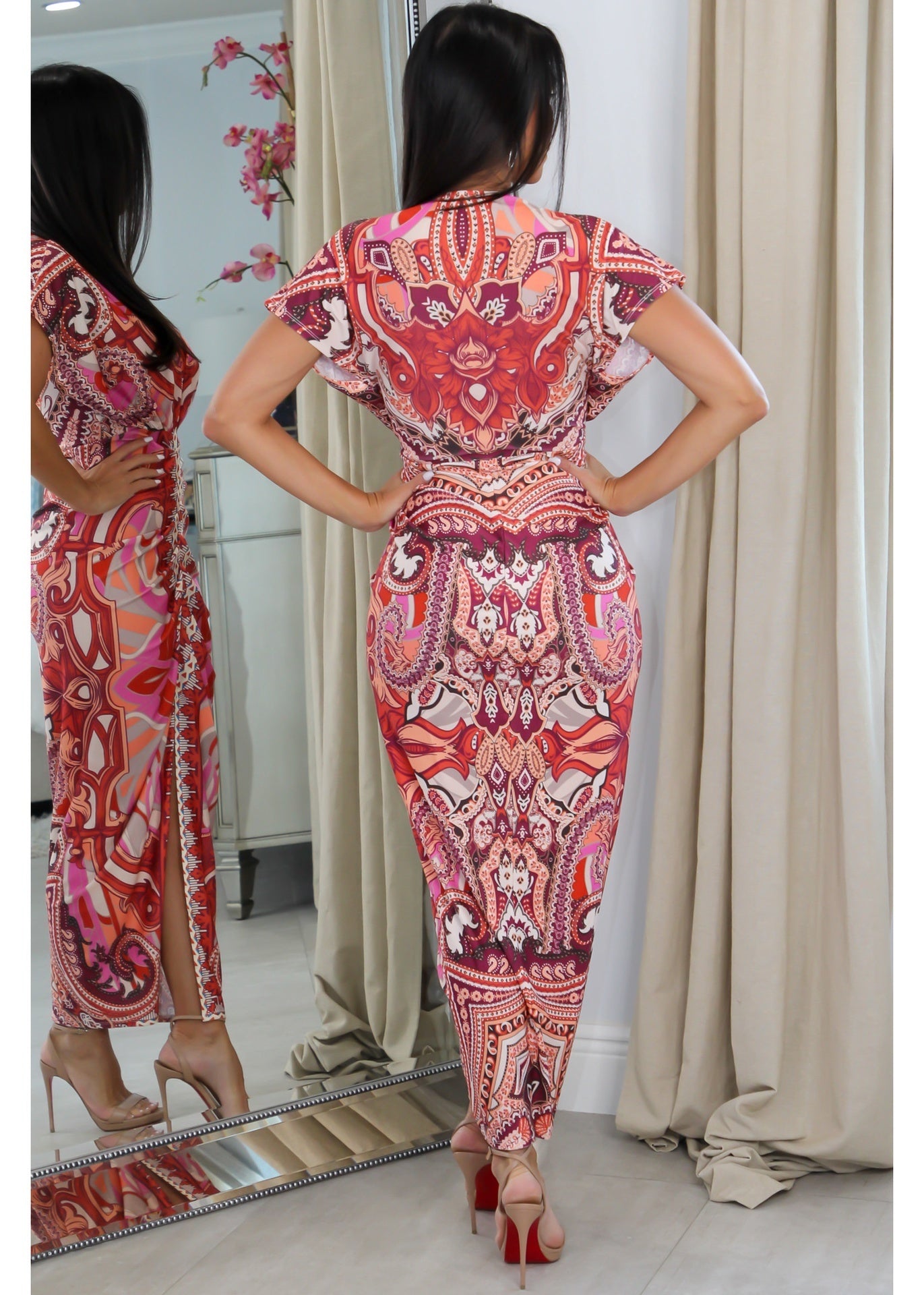 3429 Shirring Middle V-Neck Dress