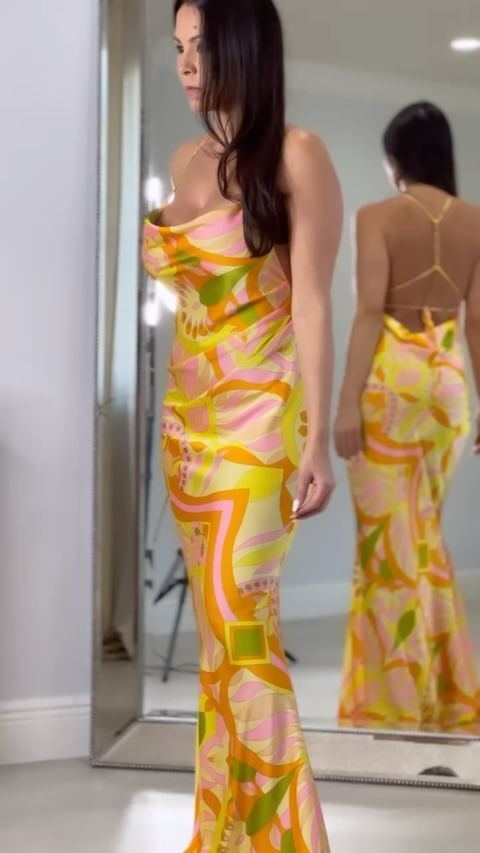 9476 Retro Satin Dress