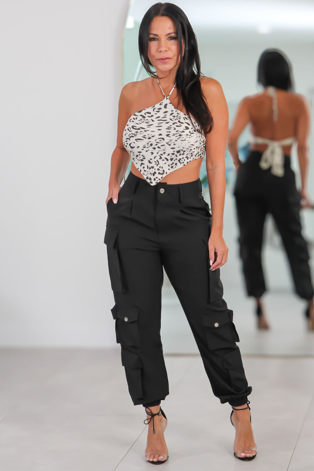 23092 Urban Edge Cargo Joggers