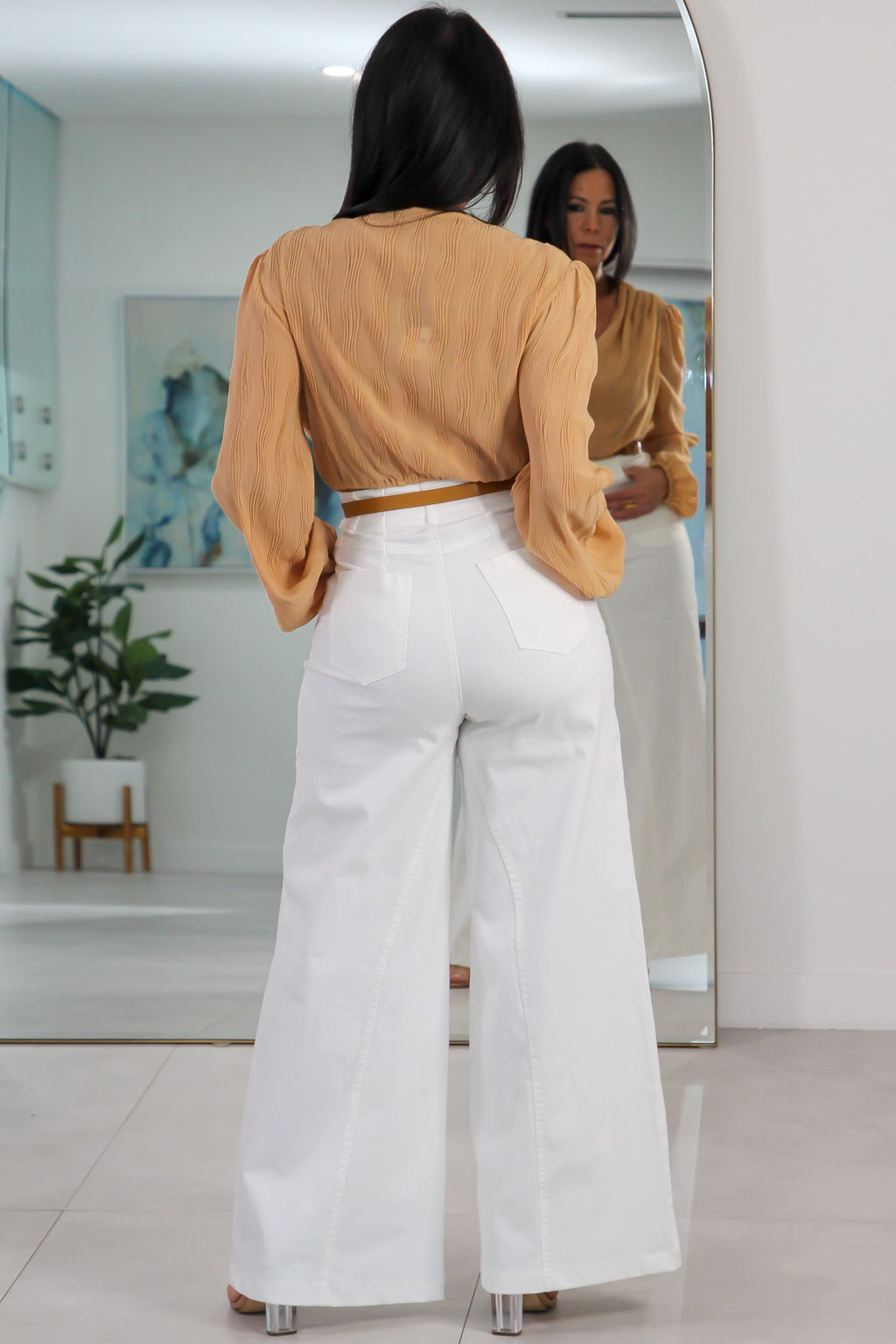 24082 Chic Belted Bliss Blouse