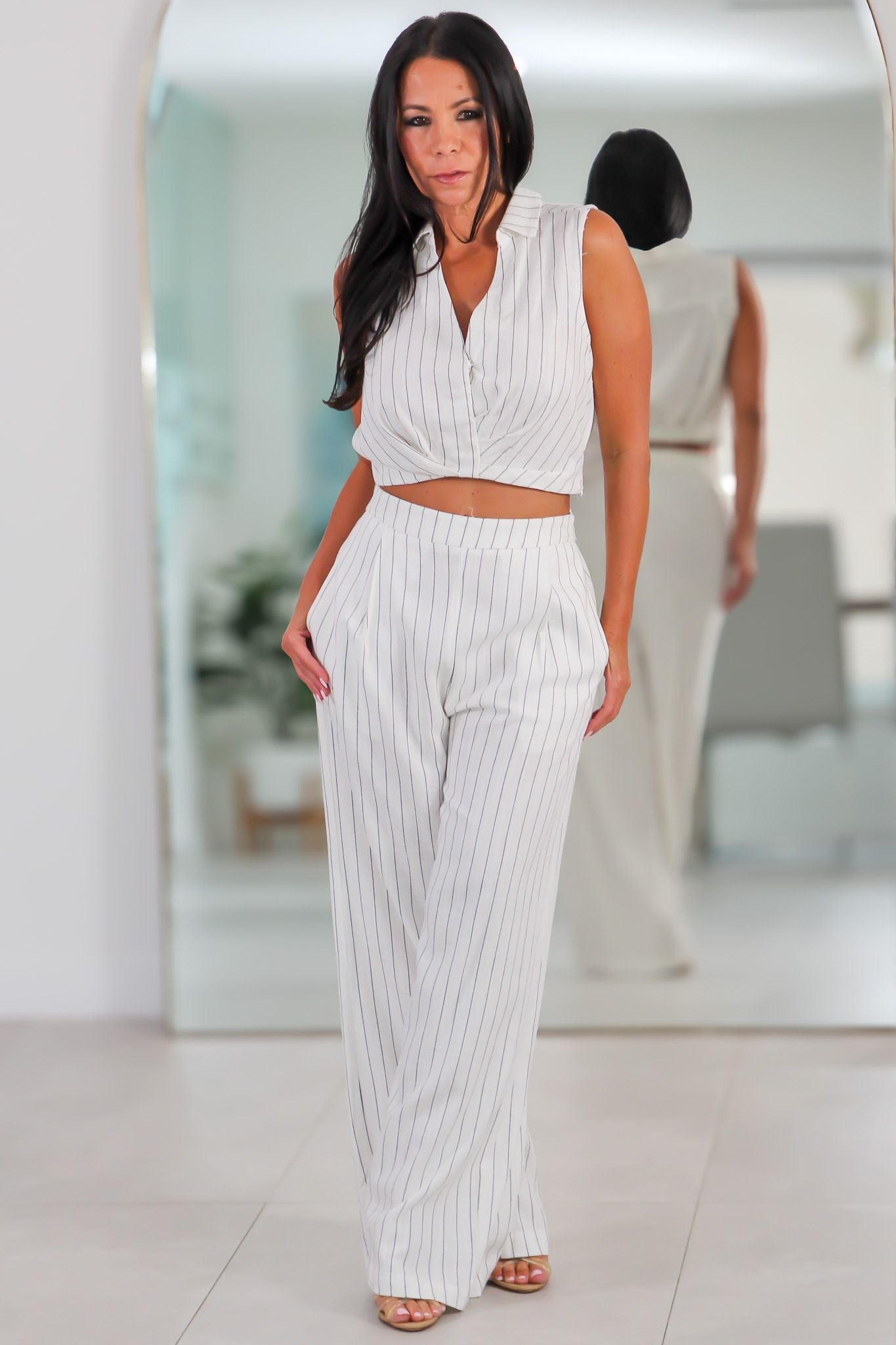 1142 White Breeze Set