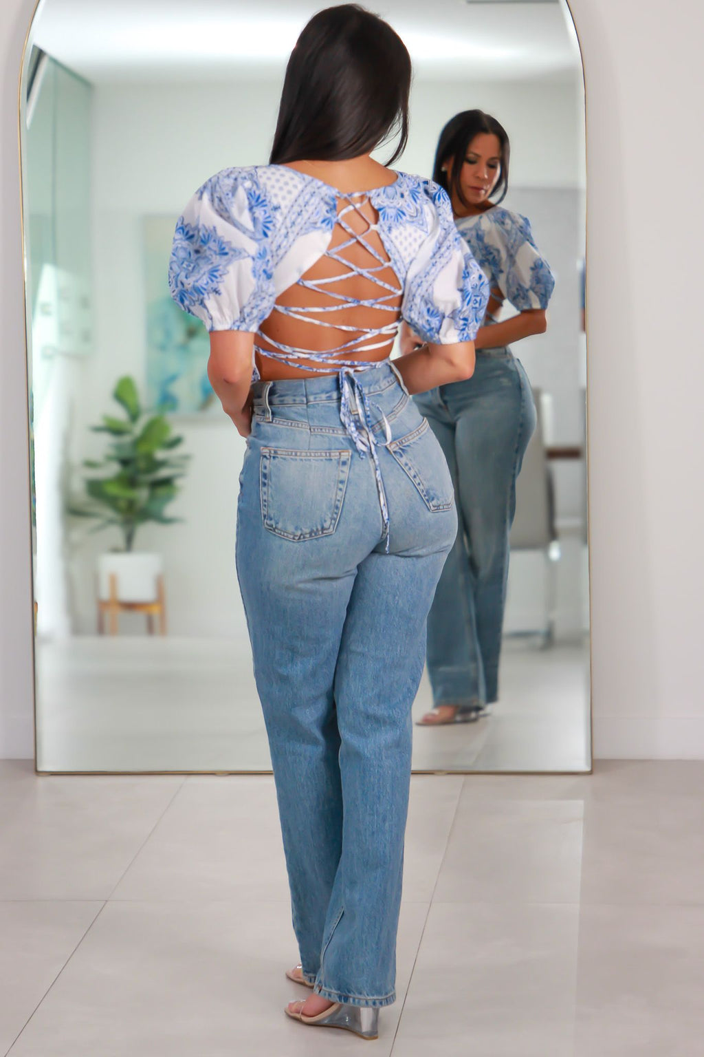 532 Skylar Puff Sleeve Tie-Back Top