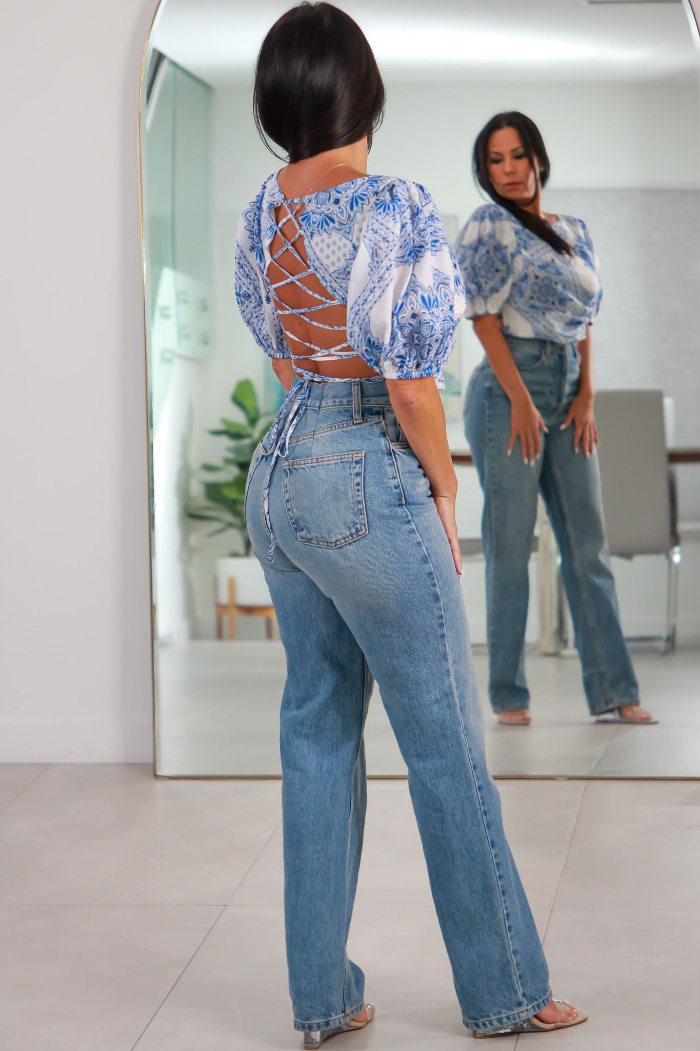 532 Skylar Puff Sleeve Tie-Back Top
