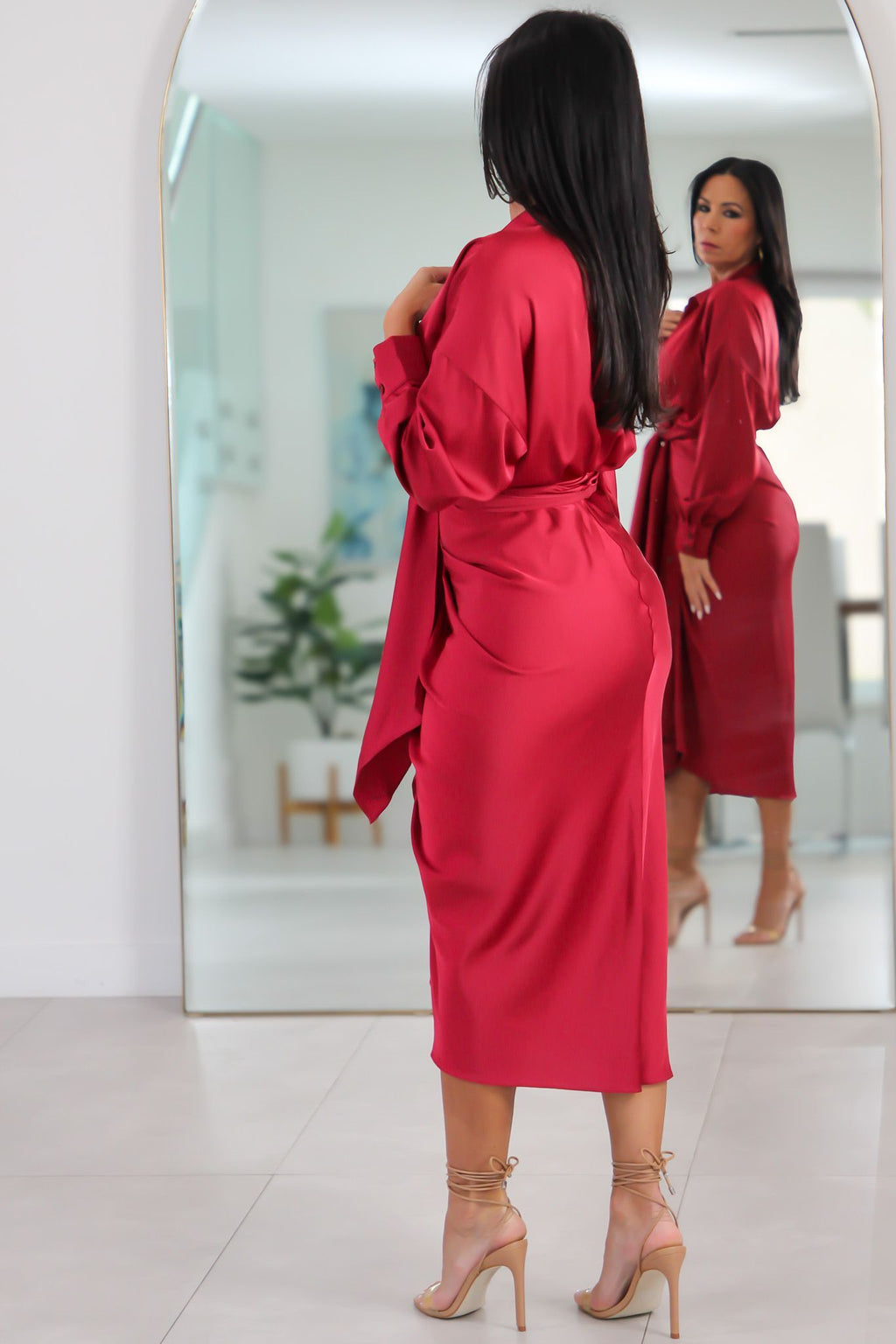 1215 Wine Elegance Midi Dress