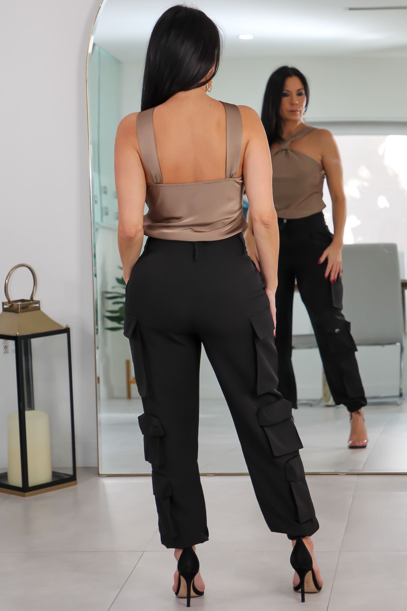 4236 Twist Halter Top